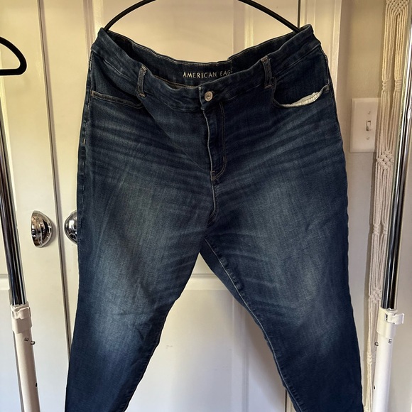 American Eagle Outfitters Denim - American Eagle high rise curvy skinny Jeans